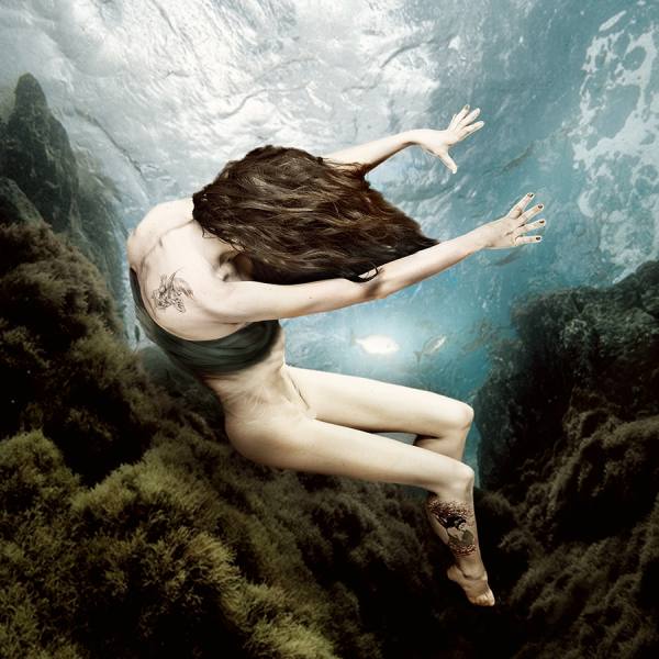 Photograph Patrizia Burra Jump on One Eyeland